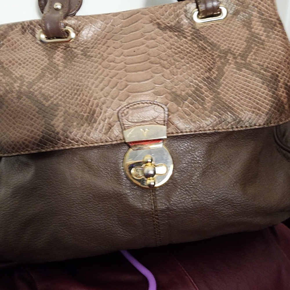 Handbag - Picture 13 of 16